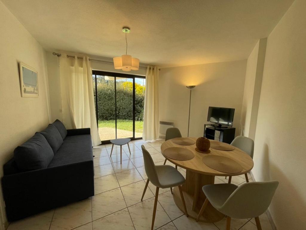 Apartamento Charmant Rez De Jardin - 900M Plage De Pontaillac Royan Exterior foto