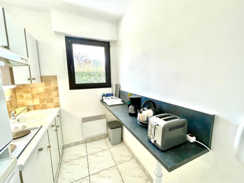 Apartamento Charmant Rez De Jardin - 900M Plage De Pontaillac Royan Exterior foto